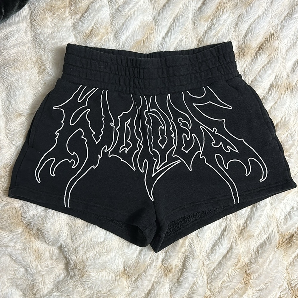Loyalty V4 Everson Sweat Shorts in Black